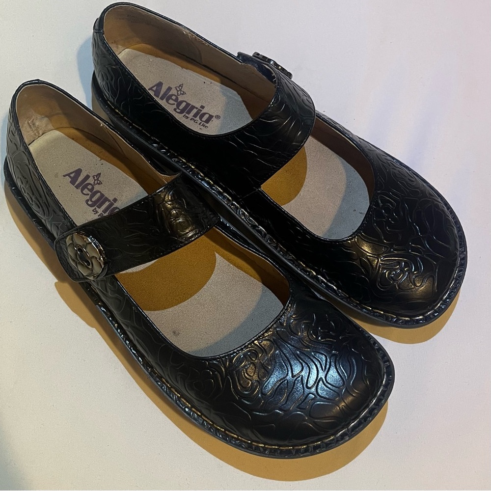 Alegria EU 42 Paloma Black Embossed Rose Leather Mary Janes Women 12 Clog Strap